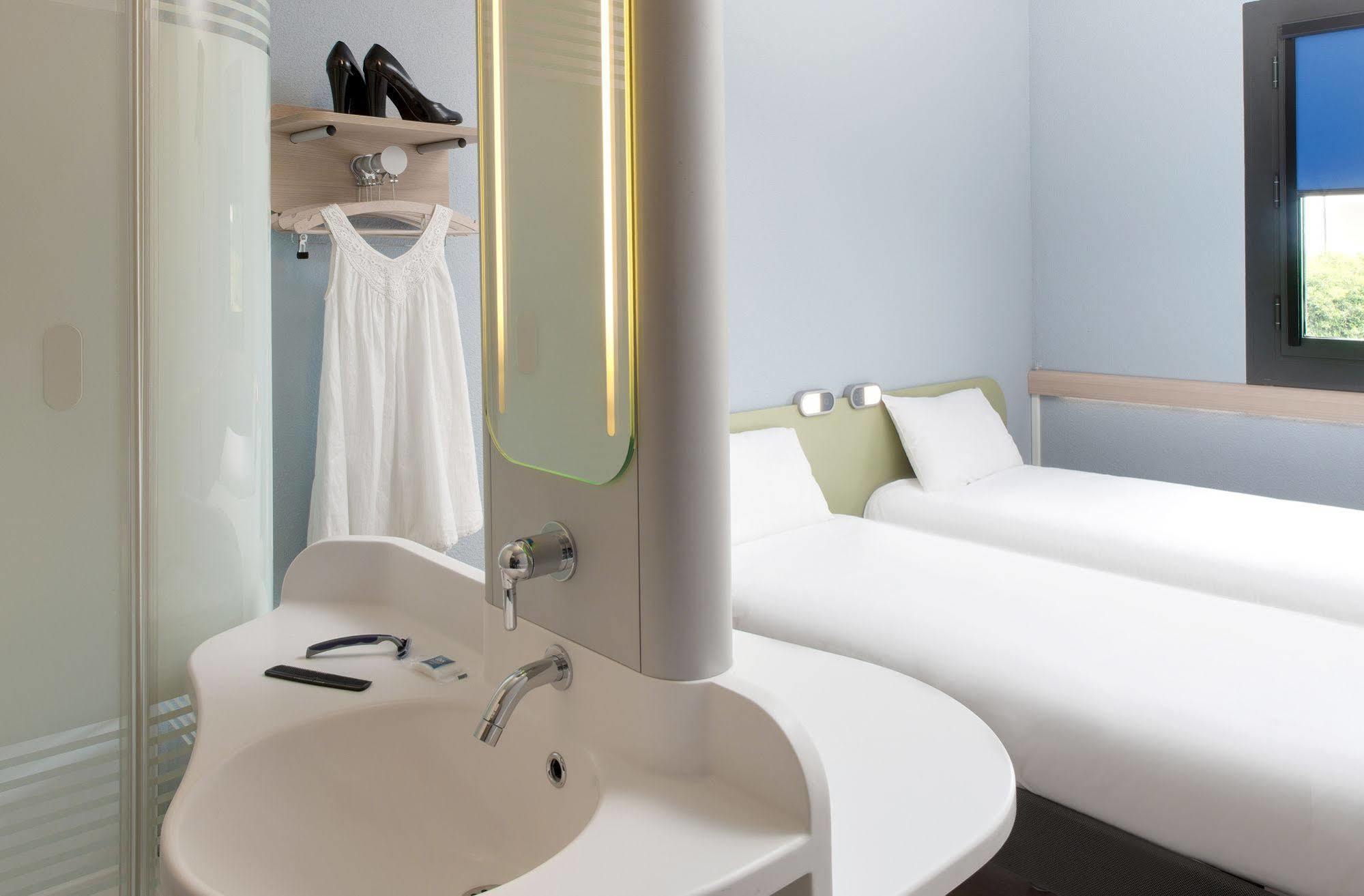 Ibis Budget Bergerac Exterior foto