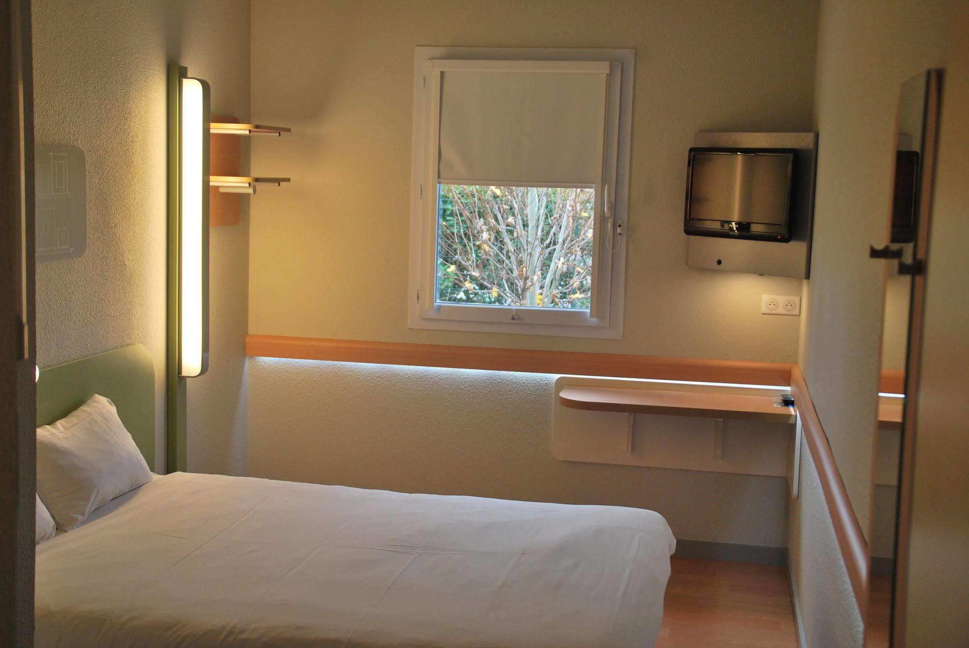 Ibis Budget Bergerac Exterior foto